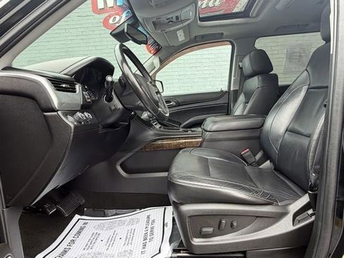 Used 2016 Chevrolet Suburban LT image 12