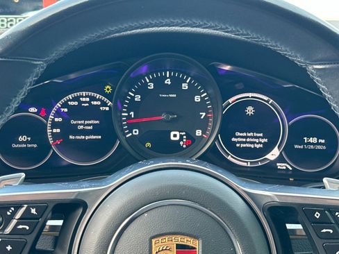 Used 2022 Porsche Cayenne Coupe image 24