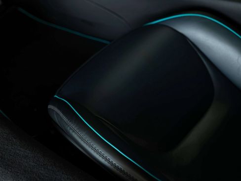 Used 2023 McLaren Artura image 28