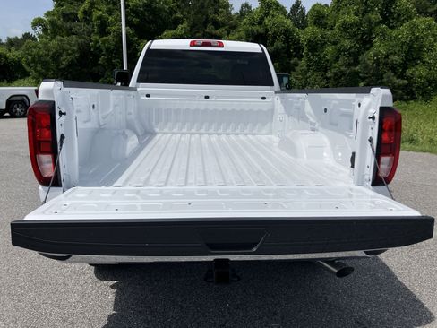 New 2025 GMC Sierra 2500 Pro w/ Convenience Package image 9