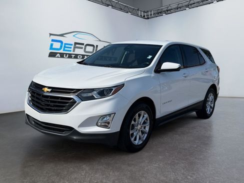 Used 2020 Chevrolet Equinox LT w/ Driver Convenience Package image 7