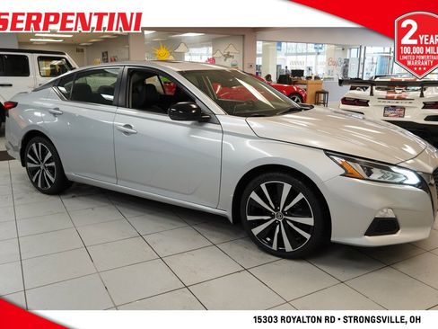 Used 2020 Nissan Altima 2.5 SR w/ Premium Package image 14