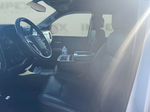 Used 2018 Chevrolet Silverado 1500 LT w/ All Star Edition AWD/4WD image 7
