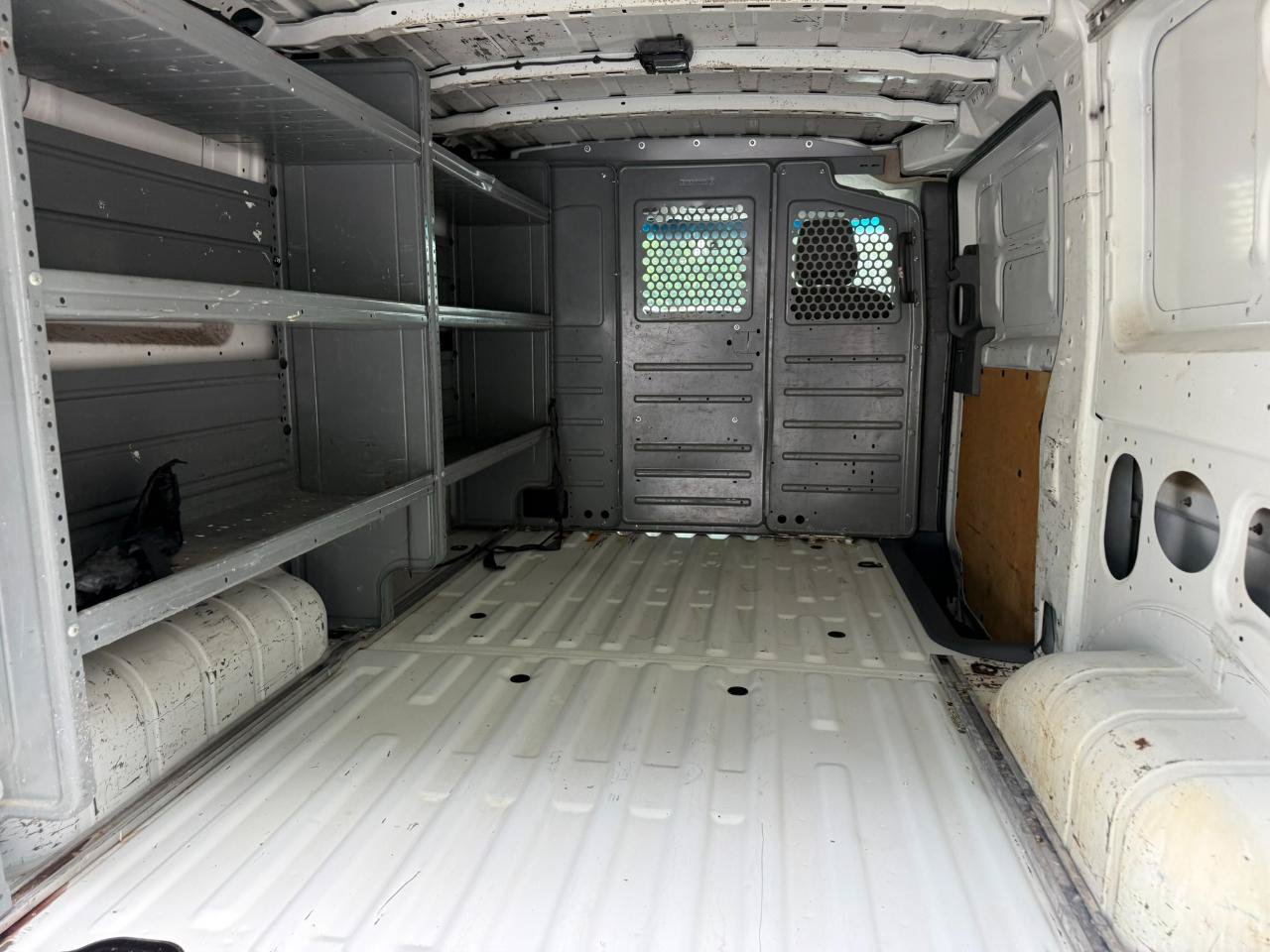 Used 2015 Nissan NV 2500 S w/ Power Package RWD image 19