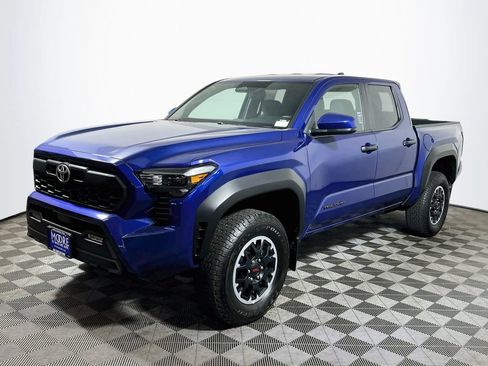 Used 2024 Toyota Tacoma TRD Off-Road AWD/4WD image 3