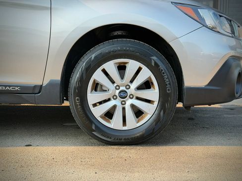 Used 2019 Subaru Outback 2.5i AWD/4WD image 27