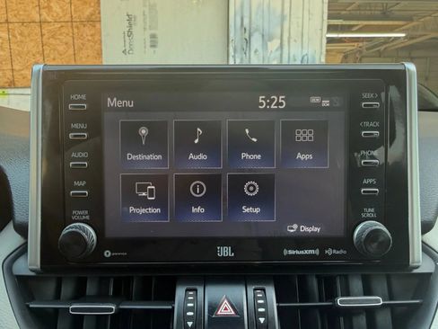 Used 2019 Toyota RAV4 Limited FWD image 36