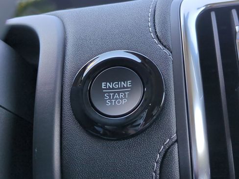 New 2025 Ford Expedition Max Platinum w/ Driver's Package image 28