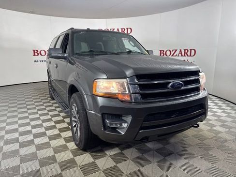 Used 2017 Ford Expedition XLT image 1