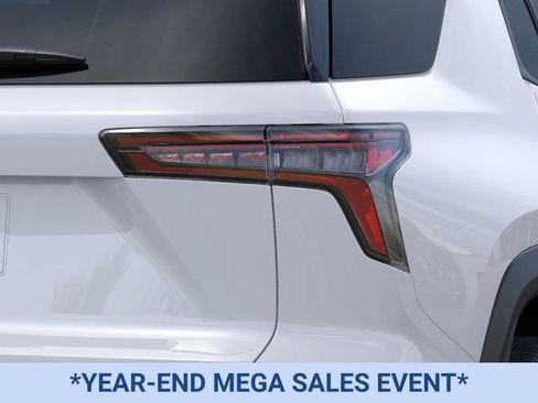 New 2026 Chevrolet Equinox LT w/ Convenience Package II image 11