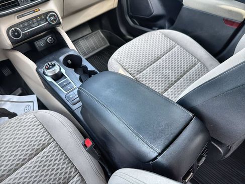 Used 2020 Ford Escape SE AWD/4WD image 20