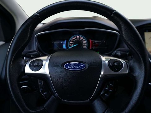 Used 2016 Ford Focus Electric Hatchback FWD image 24