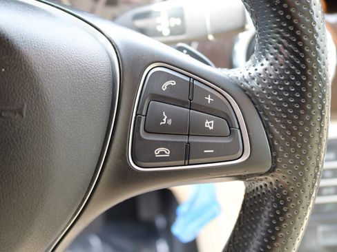 Used 2016 Mercedes-Benz GLA 250 image 20