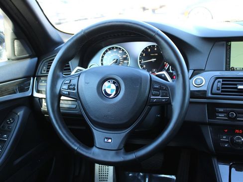 Used 2013 BMW 550i xDrive Sedan image 13