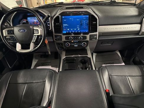 Used 2022 Ford F250 Lariat image 23