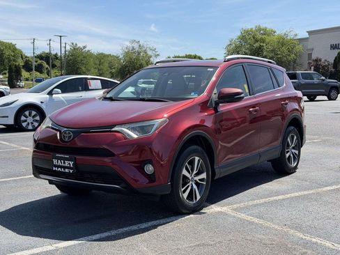 Used 2018 Toyota RAV4 XLE FWD image 23
