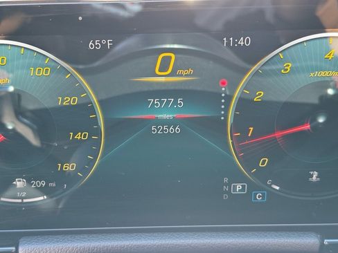 Certified 2022 Mercedes-Benz GLA 250 4MATIC image 25