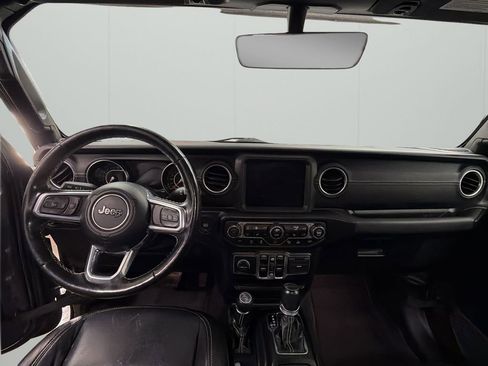 Used 2021 Jeep Gladiator Overland w/ Popular Equipment Package AWD/4WD image 9