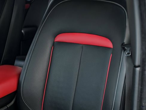 Used 2022 Rolls-Royce Cullinan image 37