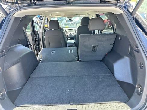 Used 2024 Chevrolet Equinox LT FWD image 20