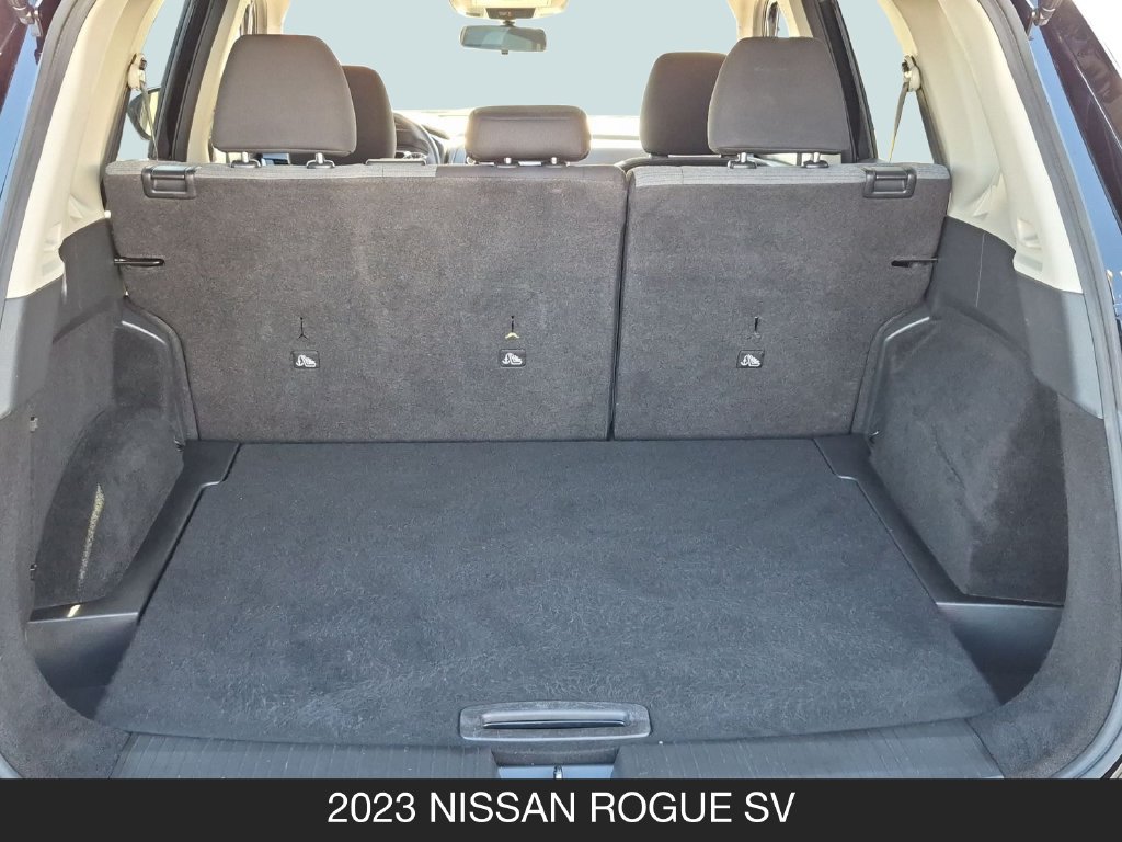 Certified 2023 Nissan Rogue SV FWD image 23