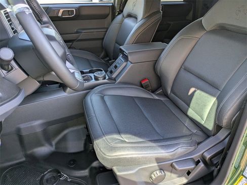 New 2025 Ford Bronco Badlands w/ Sasquatch Package image 16