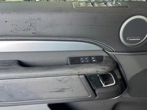 New 2026 Land Rover Discovery Limited Edition AWD/4WD image 12