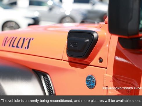 Used 2023 Jeep Wrangler Unlimited w/ 8.4" Radio Group image 15