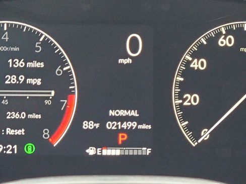 Used 2025 Honda HR-V LX image 21