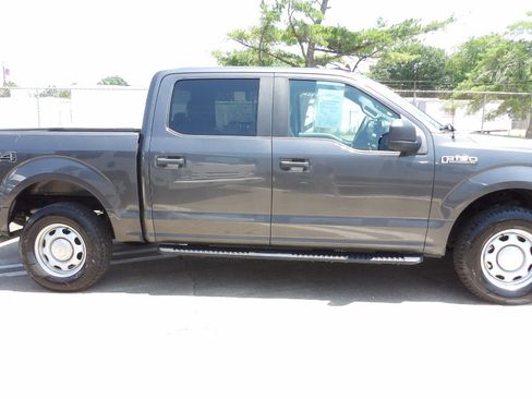 Used 2020 Ford F150 XL w/ XL Power Equipment Group AWD/4WD image 2