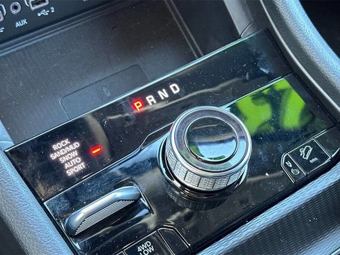 Used 2023 Jeep Grand Cherokee 30th Anniversary image 23