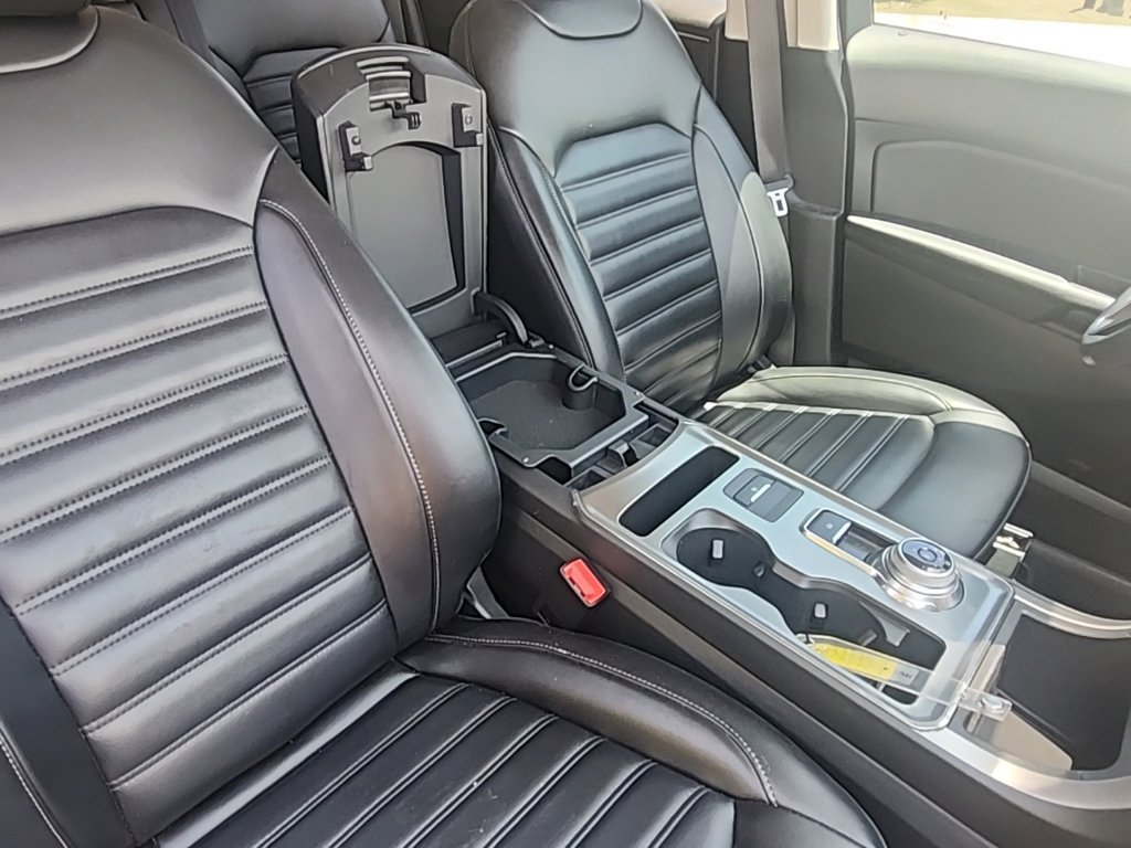 Used 2022 Ford Edge SEL AWD/4WD image 34