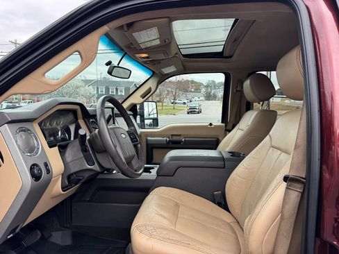 Used 2016 Ford F250 Lariat w/ Lariat Ultimate Package AWD/4WD image 14