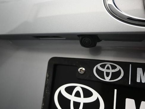 Used 2025 Toyota RAV4 XLE AWD/4WD image 36