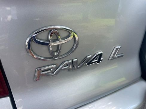 Used 2005 Toyota RAV4 4WD image 7