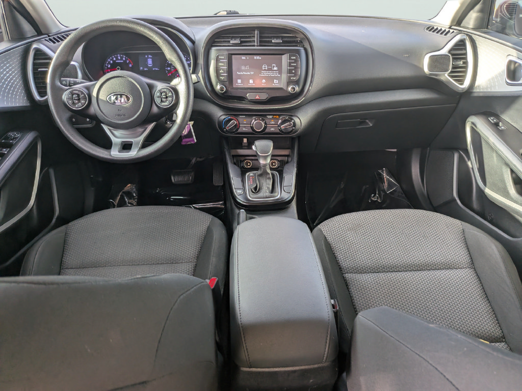 Used 2021 Kia Soul LX FWD image 12