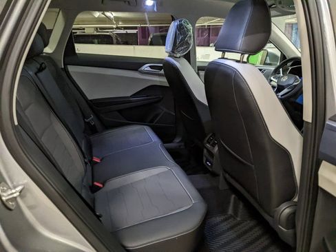 New 2026 Volkswagen Taos SE AWD/4WD image 25