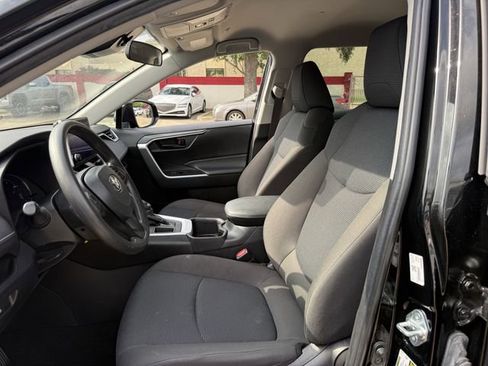 Used 2023 Toyota RAV4 LE FWD image 24