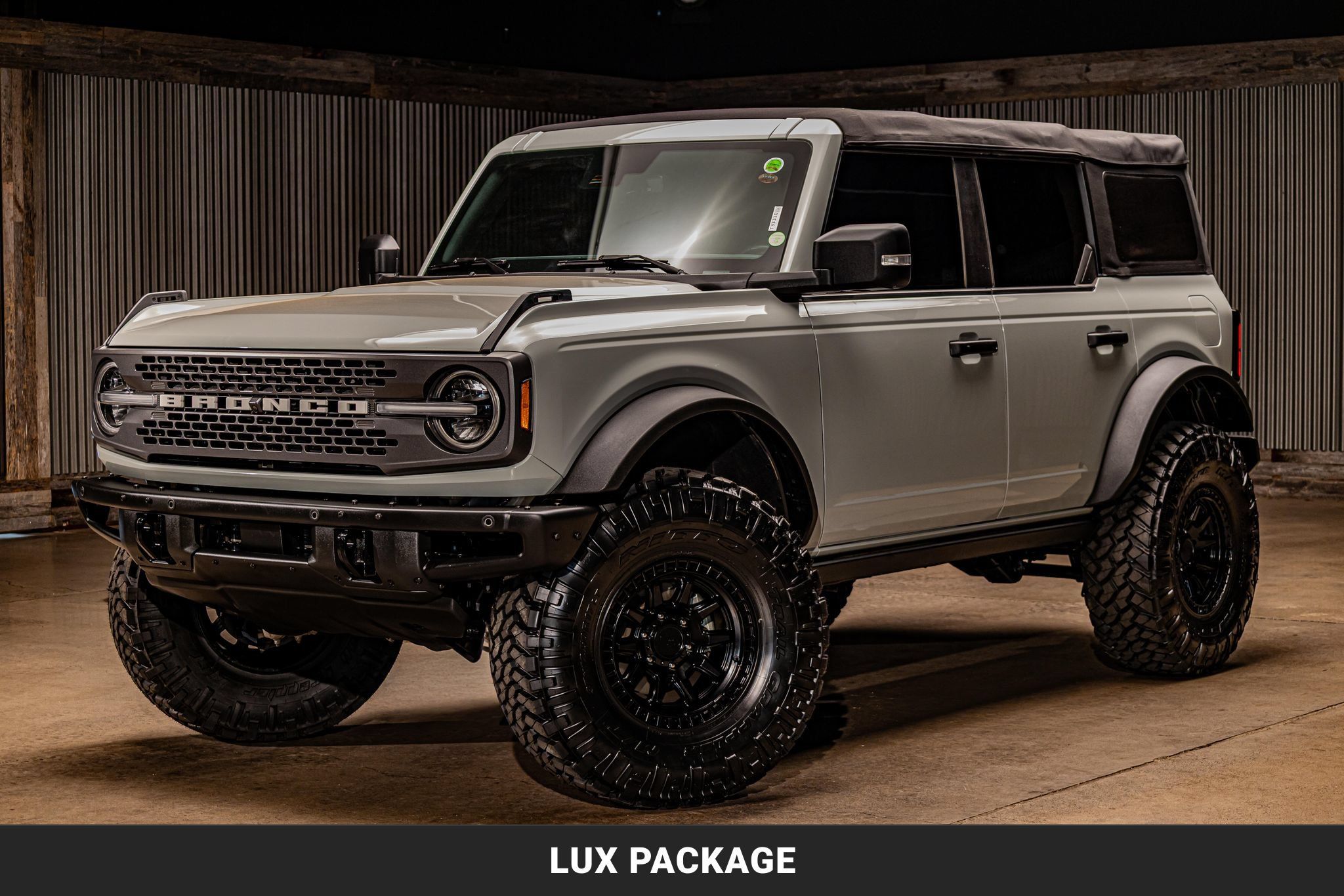 Used 2022 Ford Bronco Badlands AWD/4WD image 5