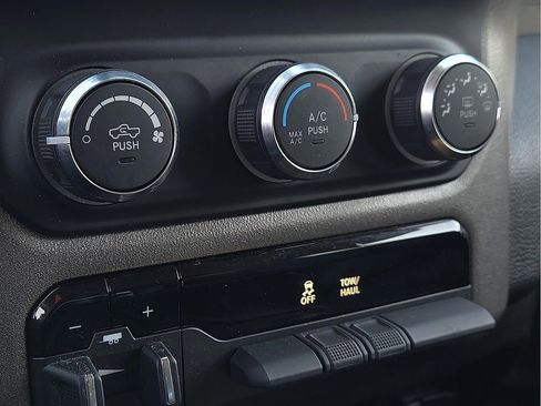 Used 2019 RAM 2500 Tradesman image 13