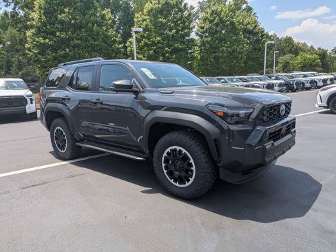 New 2026 Toyota 4Runner TRD Off-Road Premium AWD/4WD image 2