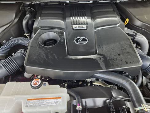 Used 2024 Lexus GX 550 w/ Accessory Package (Z1) AWD/4WD image 9