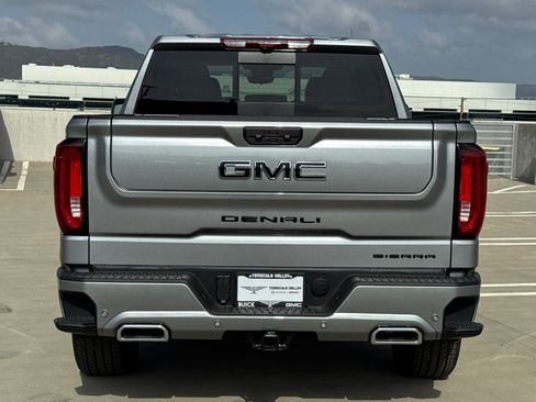 Used 2026 GMC Sierra 1500 Denali AWD/4WD image 13
