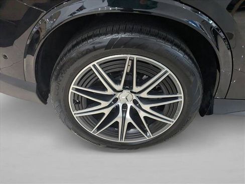 Used 2025 Mercedes-Benz GLC 43 AMG AMG GLC 43 image 24