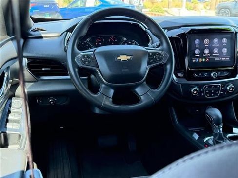 Certified 2023 Chevrolet Traverse LT w/ Rear Camera Mirror Package AWD/4WD image 9