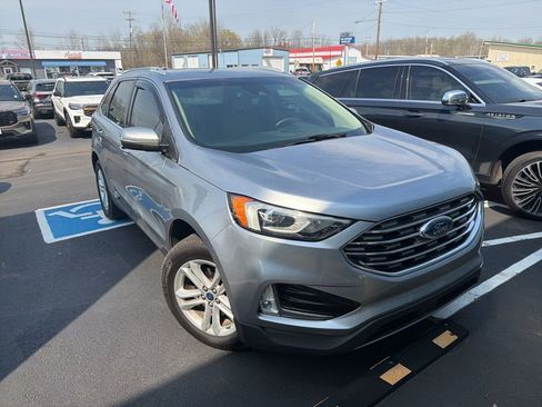 Used 2020 Ford Edge SEL w/ Convenience Package image 2