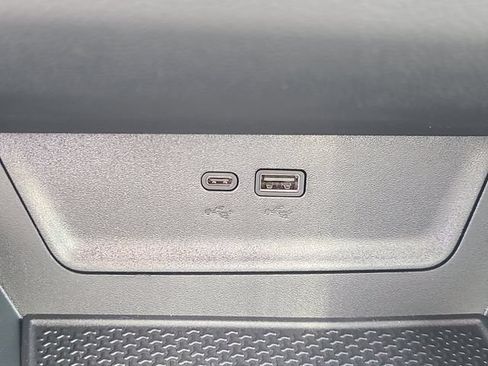 New 2027 Chevrolet Equinox LT FWD image 27