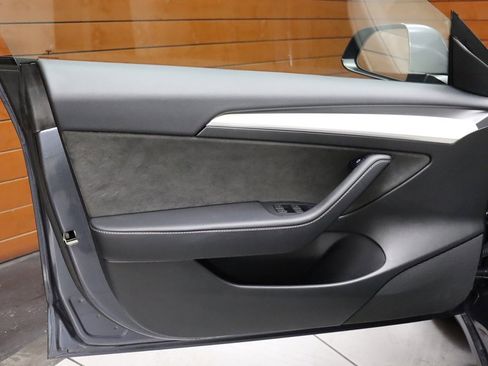 Used 2022 Tesla Model 3 Long Range image 35