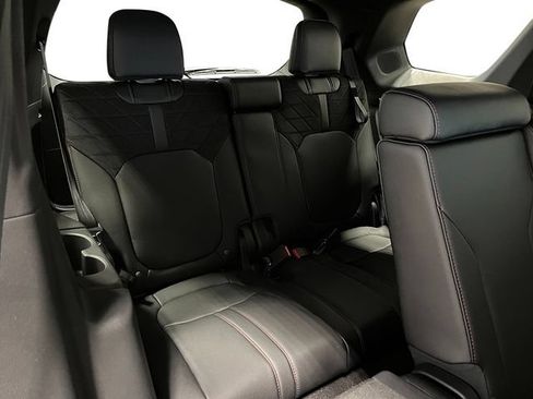 New 2026 Honda Pilot Black Edition image 25
