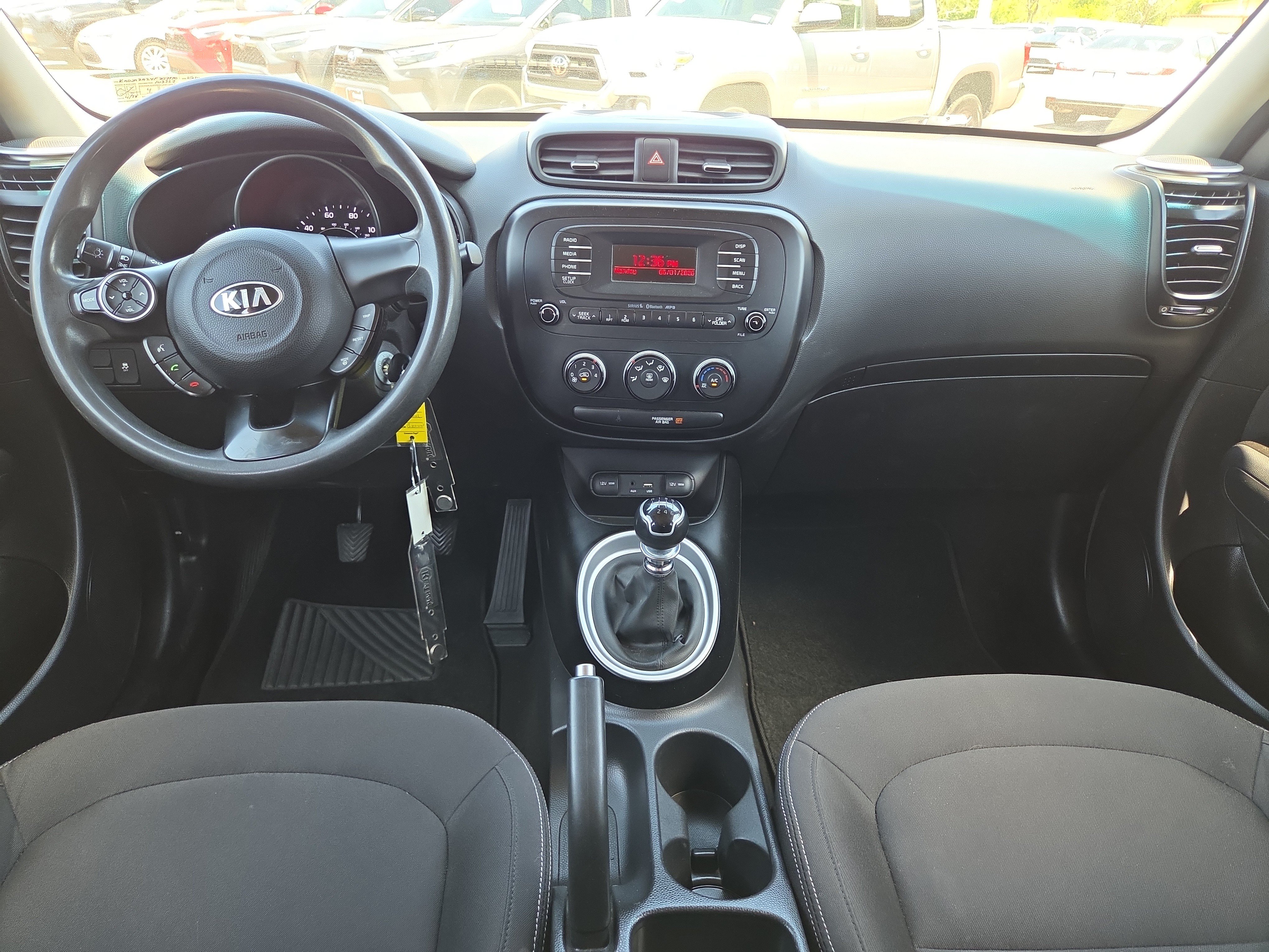 Used 2015 Kia Soul FWD image 19